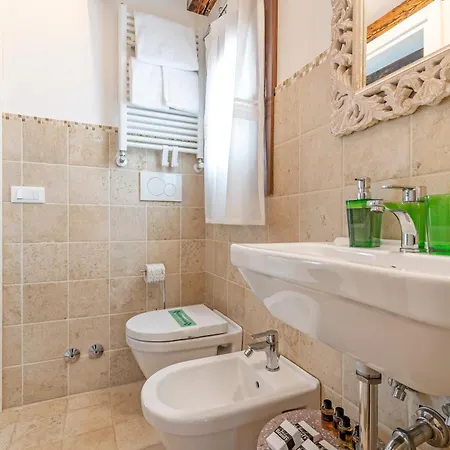 Ca' Dell'arciere Apartment *
